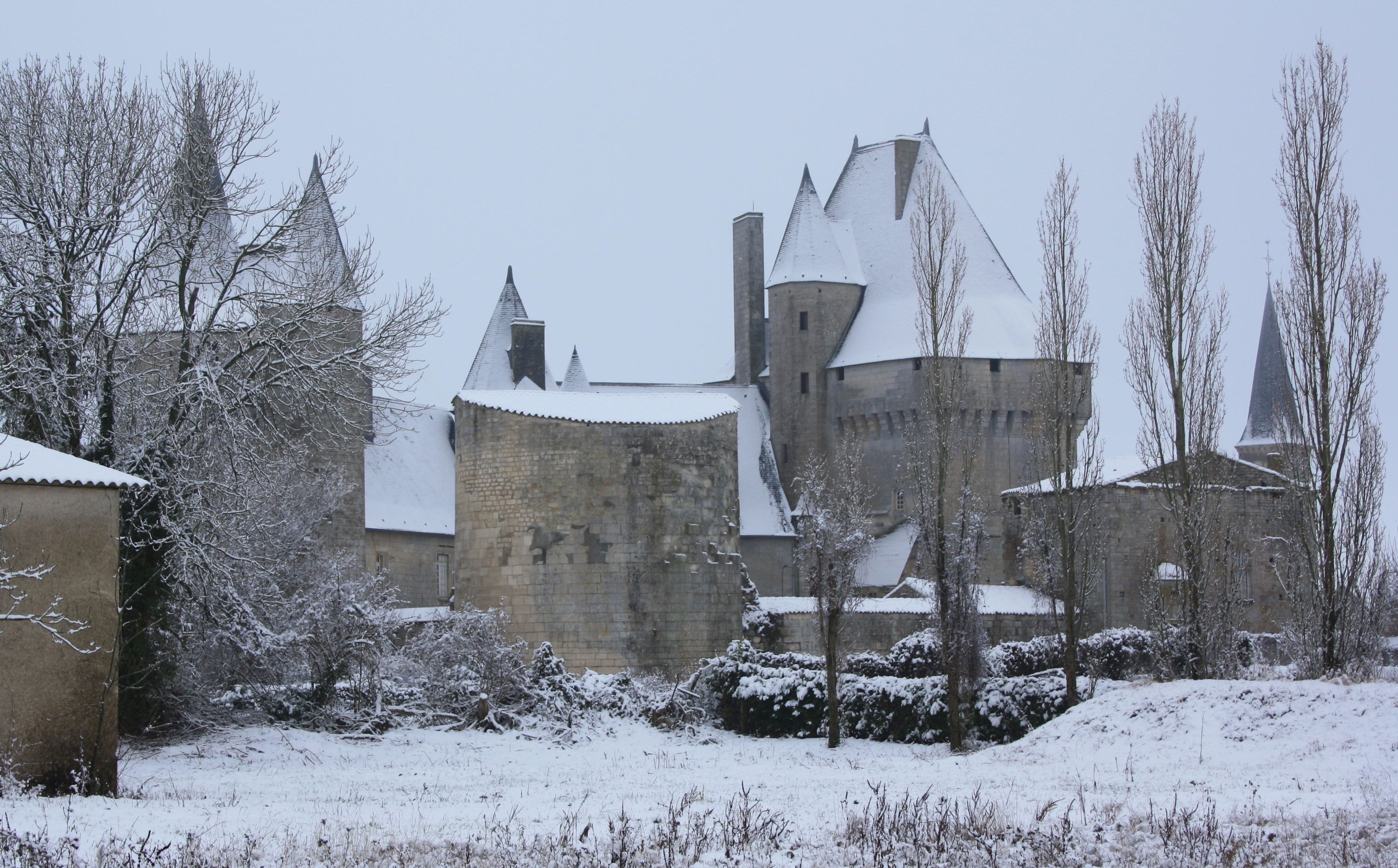 west side of the castle under the snow 
